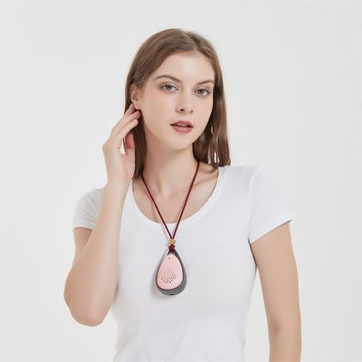 এফসিসি স্মার্ট পরিধানযোগ্য এয়ার পিউরিফায়ার 96 এক্স 56 এক্স 33 মিমি 2 ঘন্টা চার্জিং নেক এয়ার পিউরিফায়ার