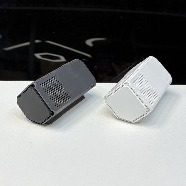 কাস্টমাইজযোগ্য রঙ এবং সিই/এফসিসি/আরওএইচএস সার্টিফাইড প্লাজমা এয়ার স্টেরিলাইজার সহ কমপ্যাক্ট কার এয়ার পিউরিফায়ার